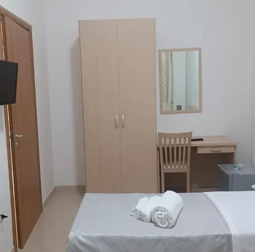 Michael's Dream Couette-café Oriolo (Calabria)